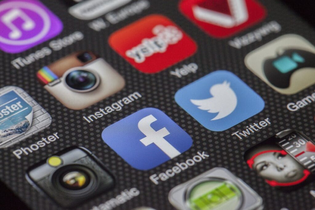 réseaux-sociaux-sur-le-seo